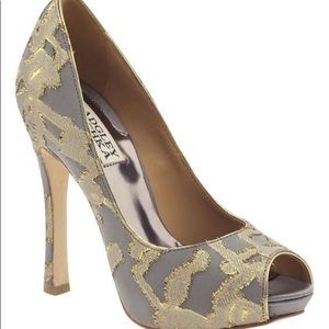 Badgley Mischka Roxie peep toe pumps